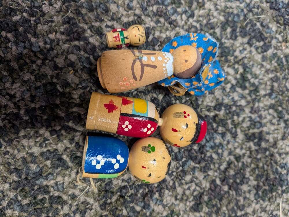 Vintage Hand-Painted Wooden Peg Dolls Set